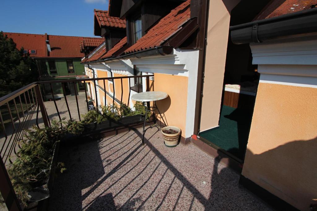 Pension U Svateho Jana Hradec Králové Rum bild